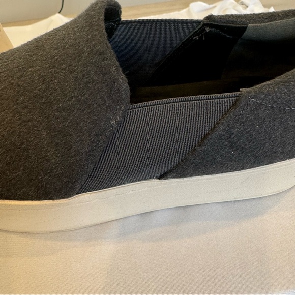 Vince Women’s Platform Sneaker Size 7M/EUR 37. - Picture 12 of 15